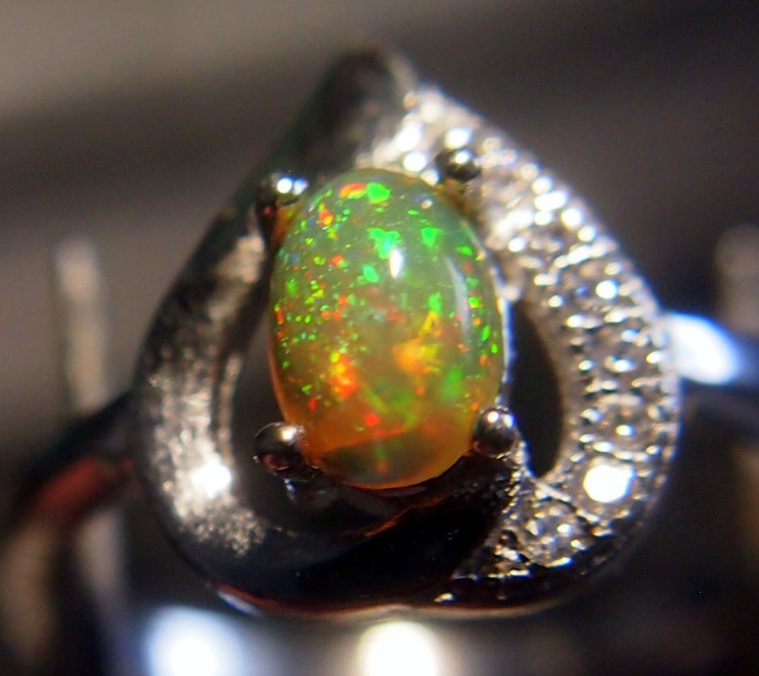 Anelli: Silberring mit Feueropal und Svarowski Steinen Grösse 49 – Nuovo e nell'imballaggio originale da Reinach BL venduto da Hesekiel39 1