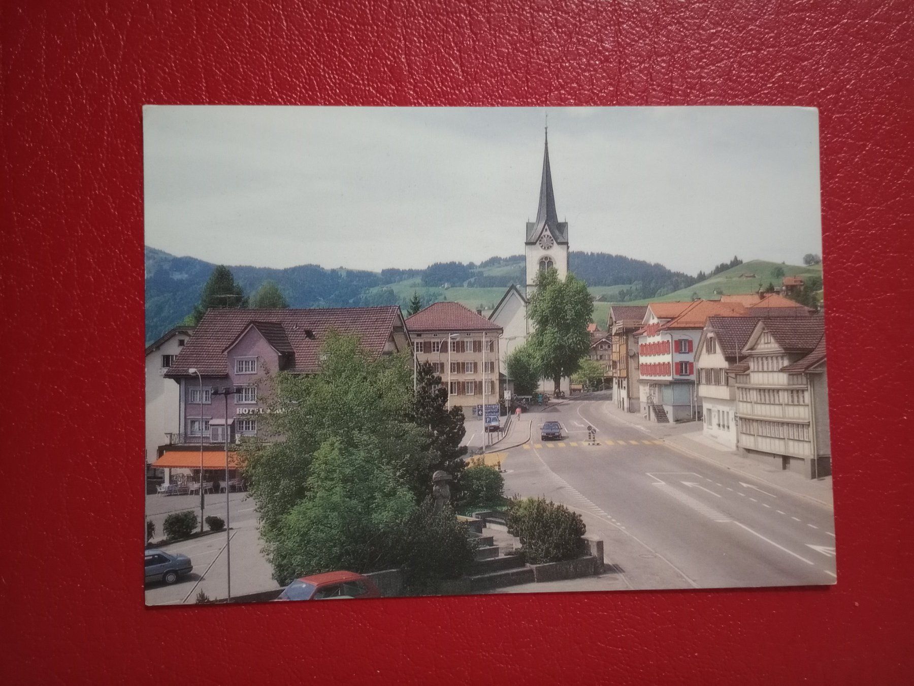 Cartes postales: Urnäsch AR Stadtpartie mit Kirche – D'occasion à Küttigen par Melisch1000