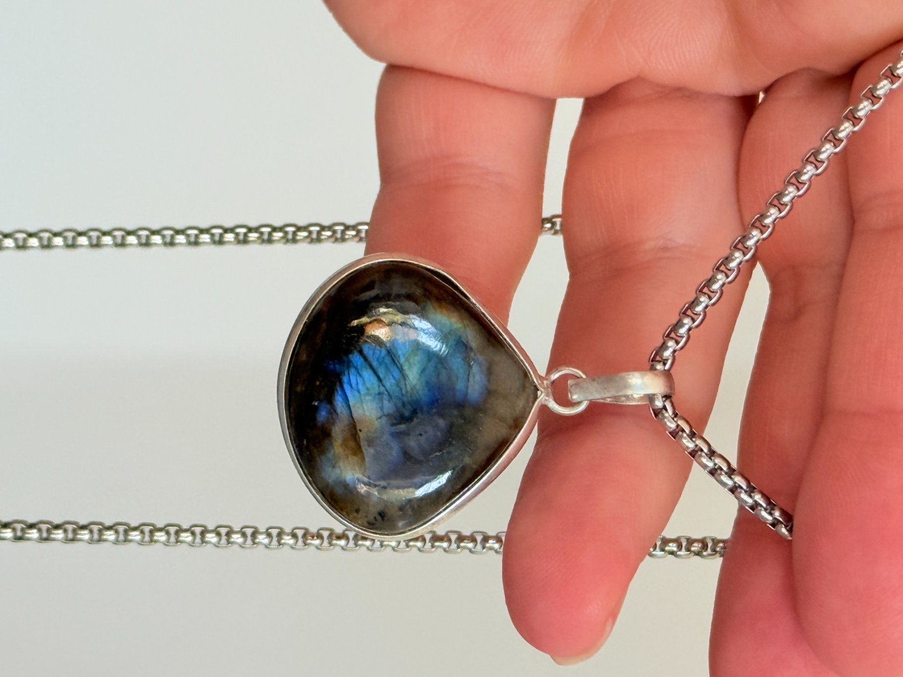 Catenine: Collier avec labradorite - Élégant & Naturel! – Nuovo e nell'imballaggio originale da Genève venduto da AWWA 2