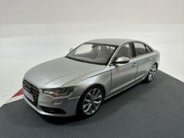 Audi A6 1:43, silbrig, SCHUCO