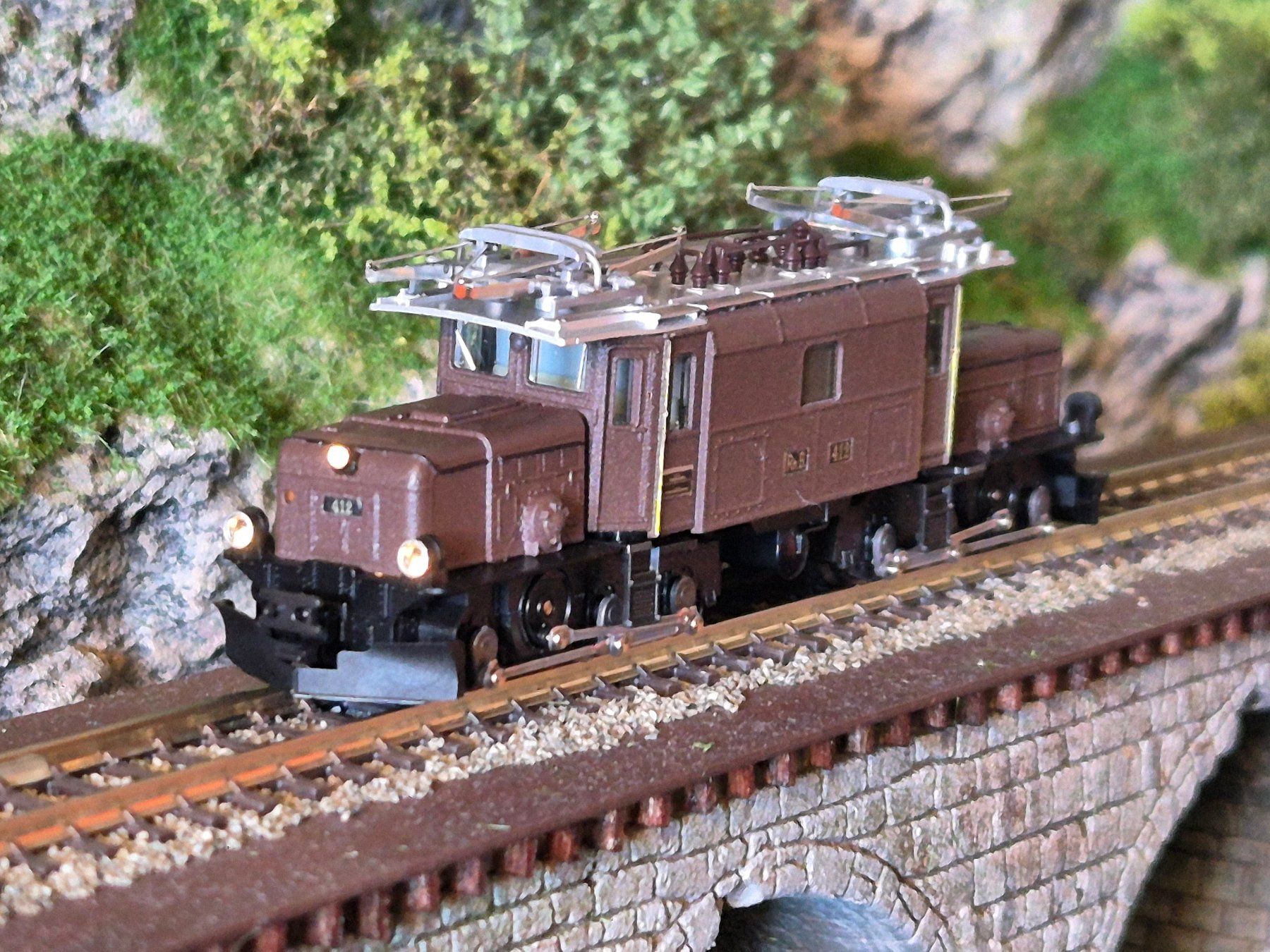 Kato Modellini di ferrovie: RhB ge 6/6I 412 dunkelbraun – Nuovo (secondo la descrizione) da Krattigen venduto da Scltigers5 8