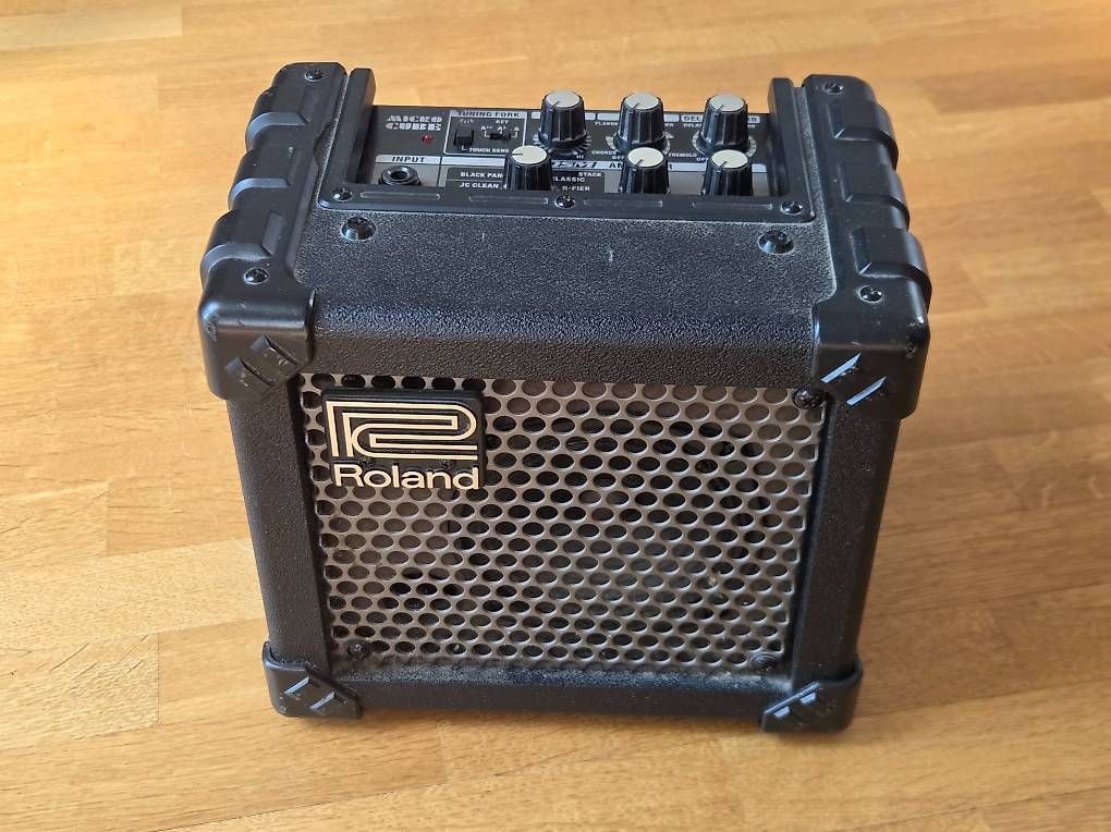 Verstärker: Roland Micro Cube  ampli guitare compact – Gebraucht aus Lausanne von rga_kk67
