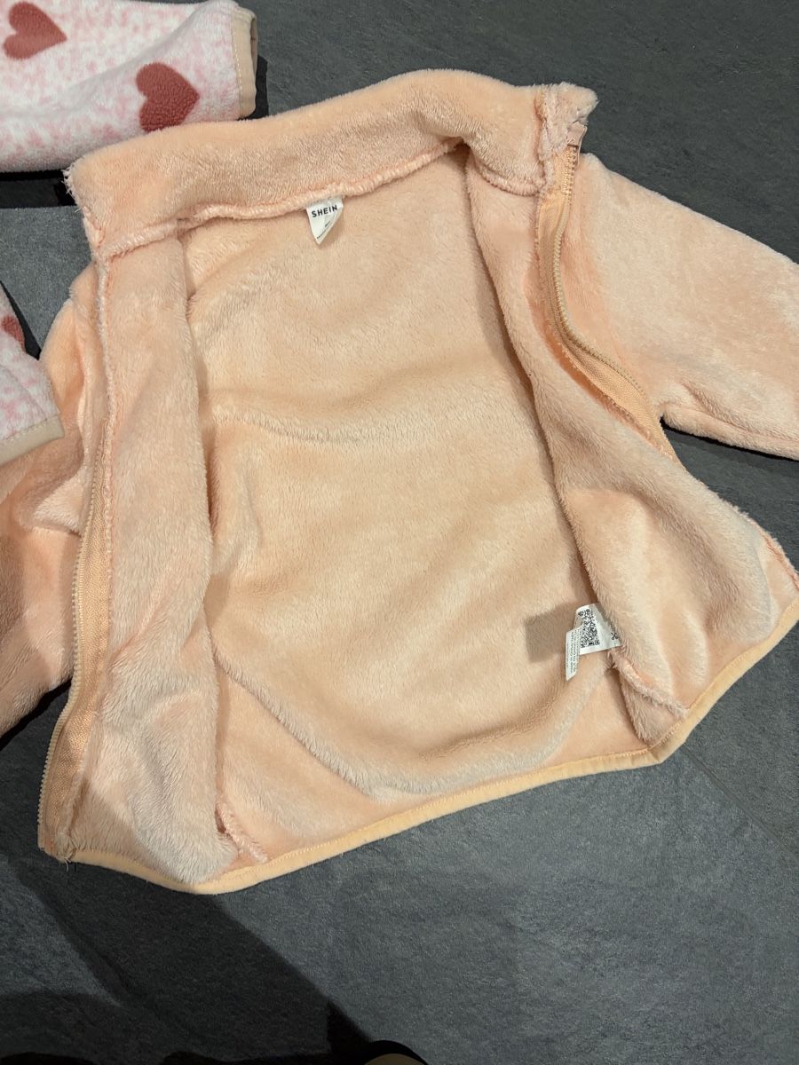 Vestes & Manteaux: Fleece Mädchen Gr. 80/90 – D'occasion à Frauenkappelen par SSCN01 4