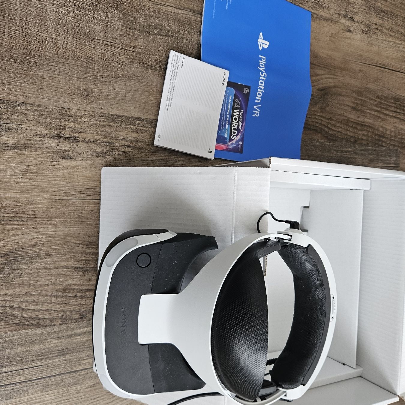 Sony VR Brille: PlayStation VR Brille - Eintauchen in virtuelle Welten! – Gebraucht aus Waltensburg/Vuorz von jan_kz2k