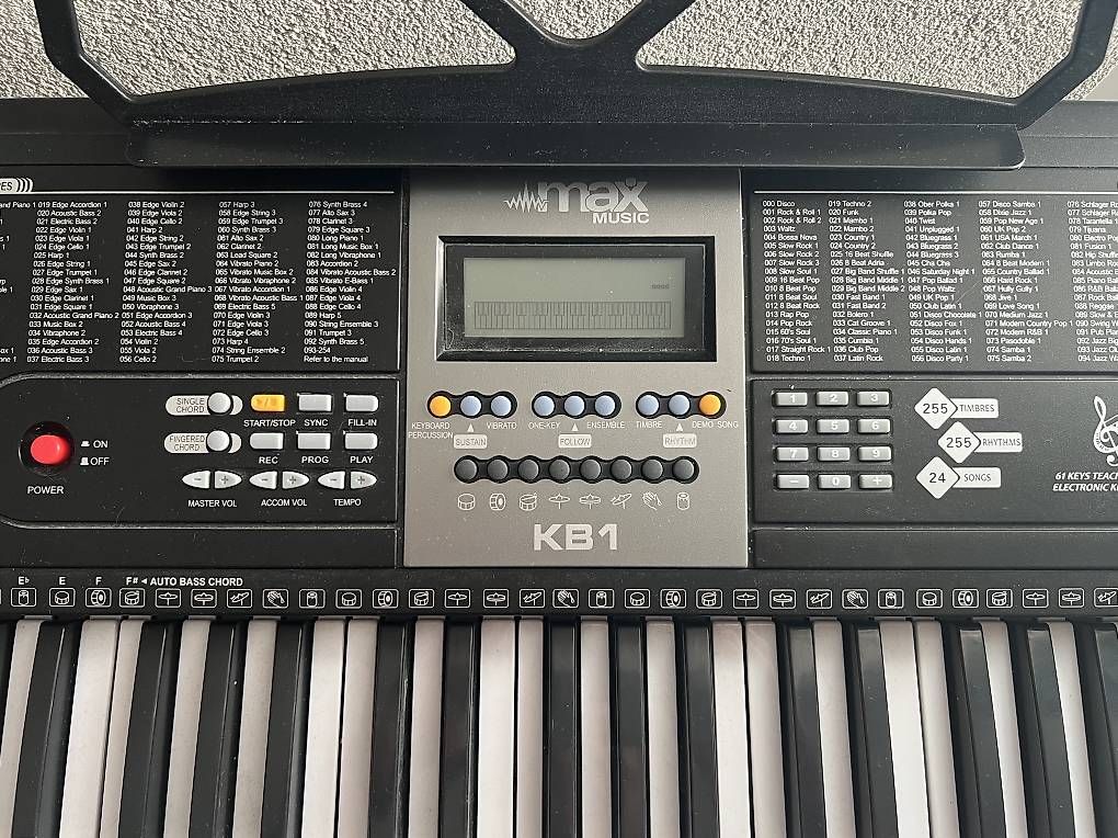 Strumenti musicali: Clavier électronique – Usato da Senarclens venduto da isa_9m5p 1
