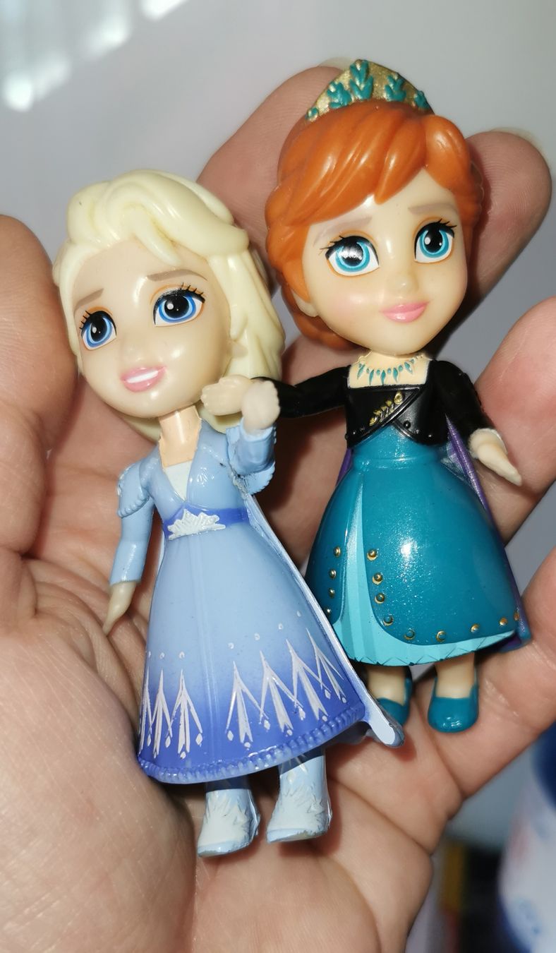 Bambole: Mini Puppe / Elsa und Anna 9cm – Usato da Winterthur venduto da Katyakaterina 3