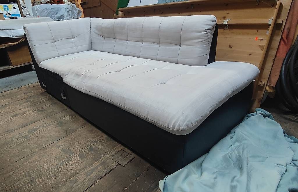 Divani: Sofa U-Form mit Ausziehfunktion – Usato da Nunningen venduto da 19ss90 3