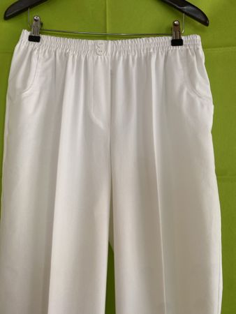 Trevira Hose in weiss neu Gr. 42