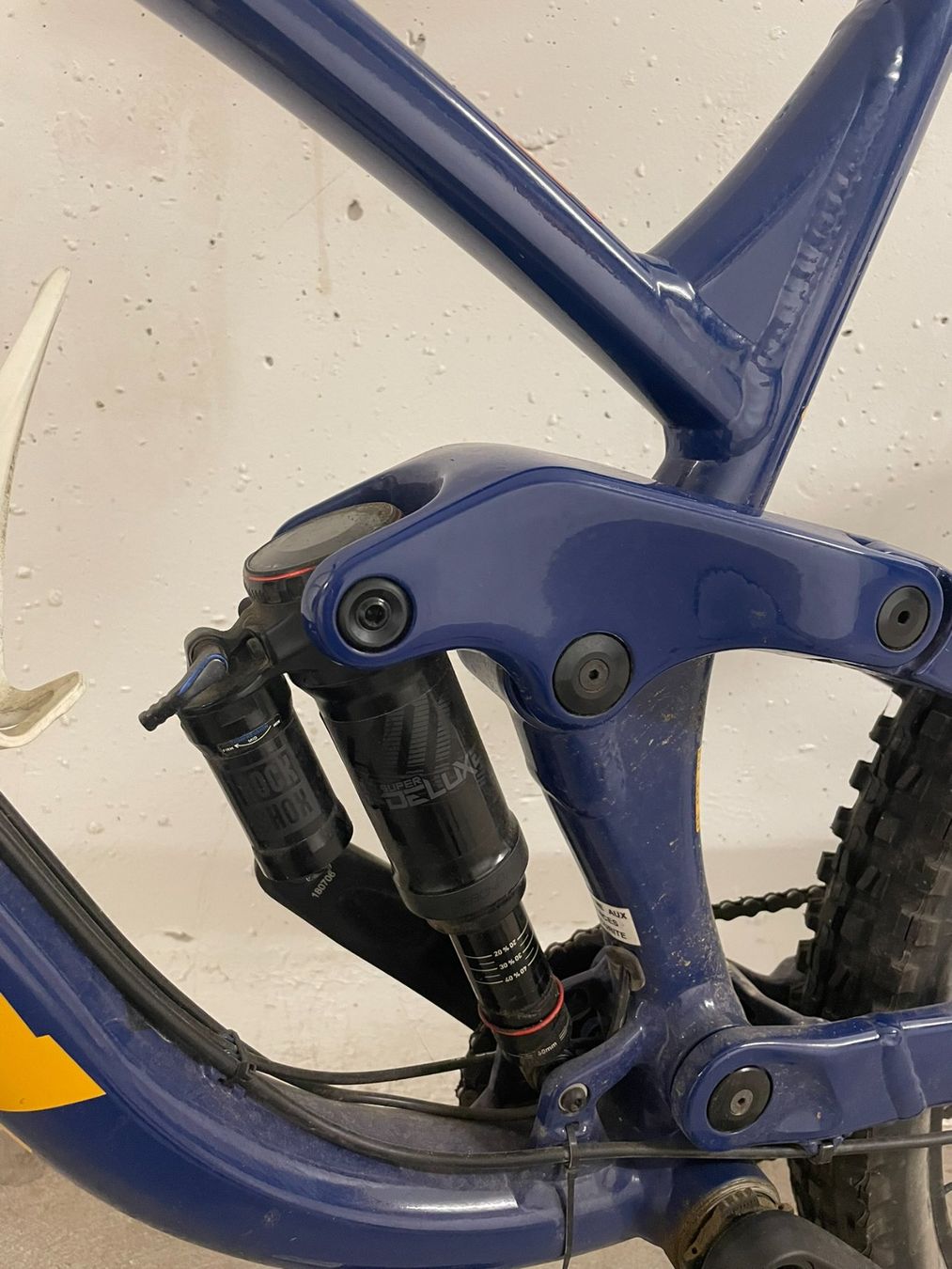 Kona Biciclette: KONA PROCESS 153 DL 27,5" Grösse L – Usato da Laufen venduto da domhe 4