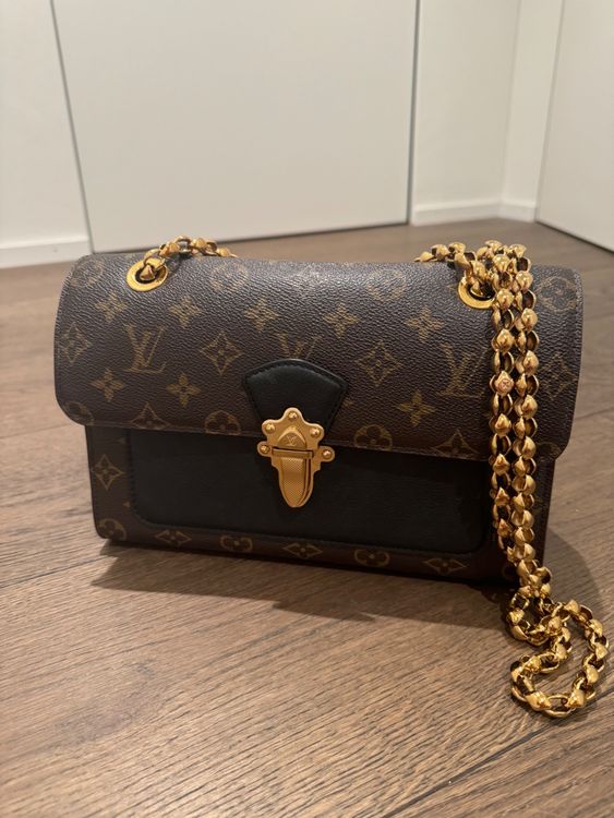 Louis Vuitton Victoire Bag Noir (Neuf (Voir description)) à
