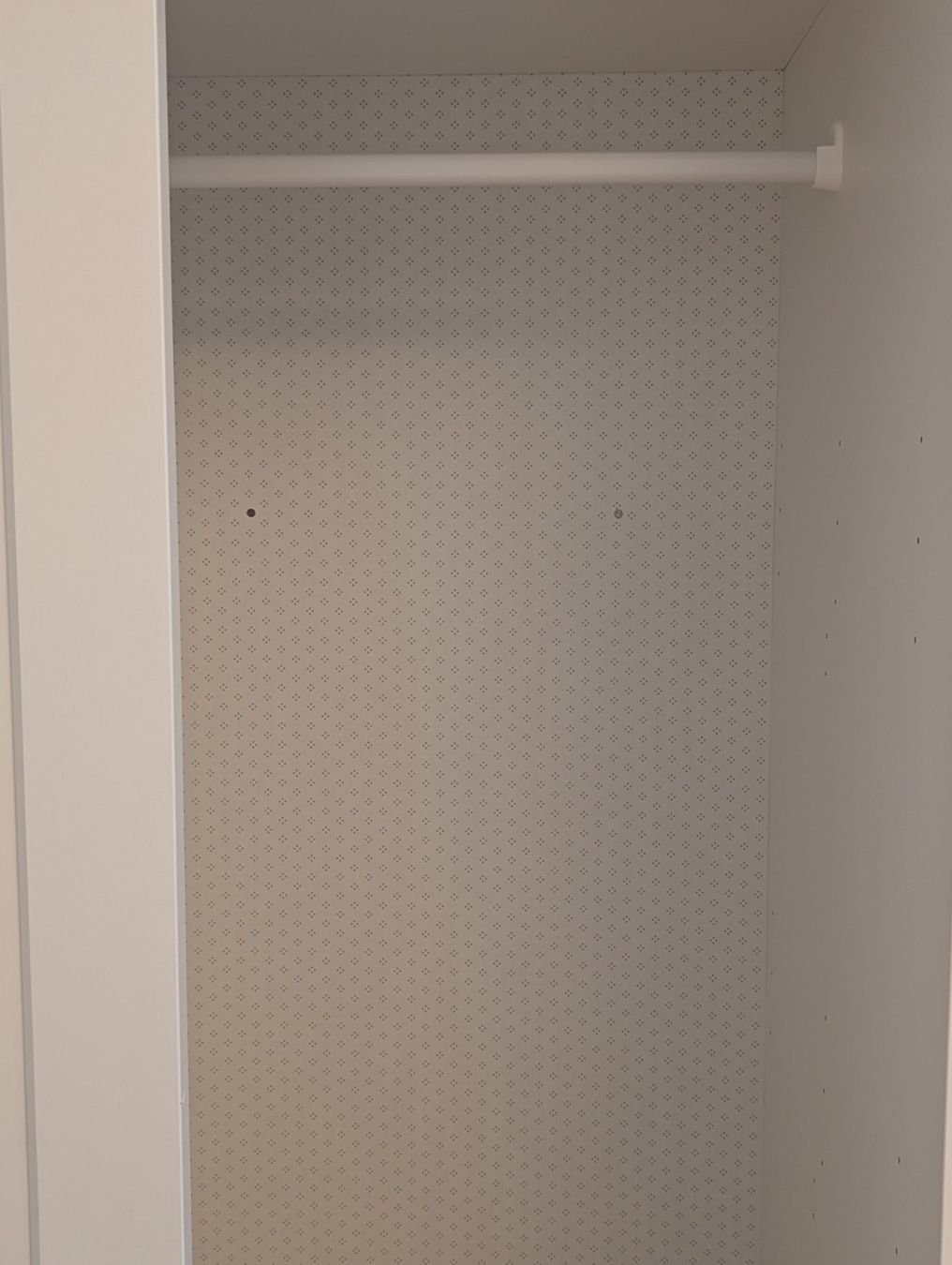 Ikea Armadi: IKEA HAUGA Kleiderschrank – Usato da Ermatingen venduto da neo_jby6 1