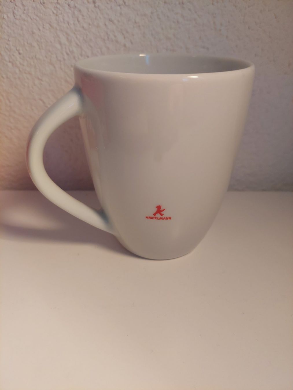 Tazze: Originelle Tasse mit rotem Ampelmann – Usato da Embrach venduto da pz78 1