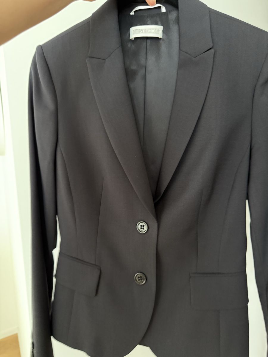 Jacken: Stylish St. Emile Blazer - Size S like new! – Gebraucht aus Altendorf von Alovely 2