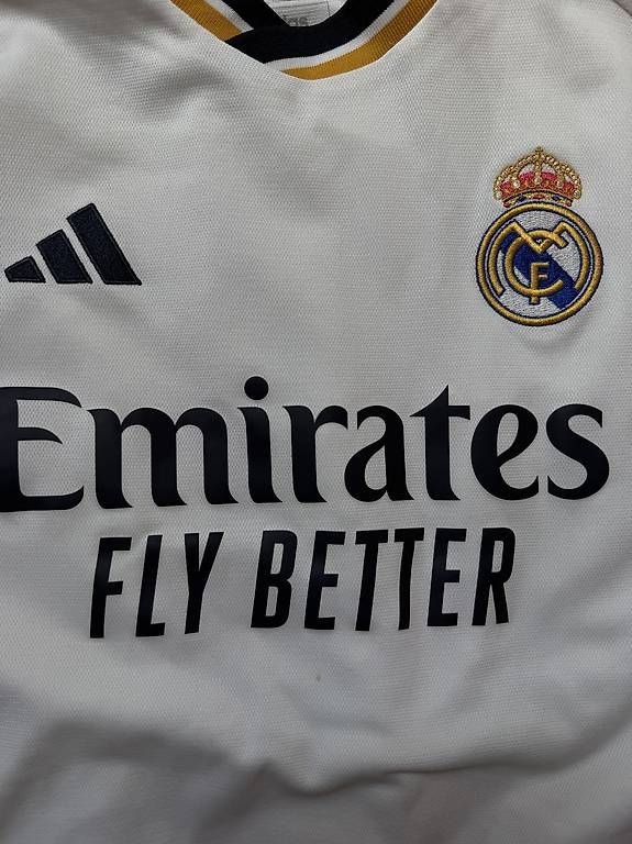 Canottiere & Pantaloni: Real Madrid Trikot Saison 23/24 – Usato da Geuensee venduto da mar_ld75 2