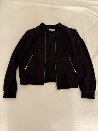 Schwarze Bomberjacke  • Größe 34 • goldener Reissverschluss