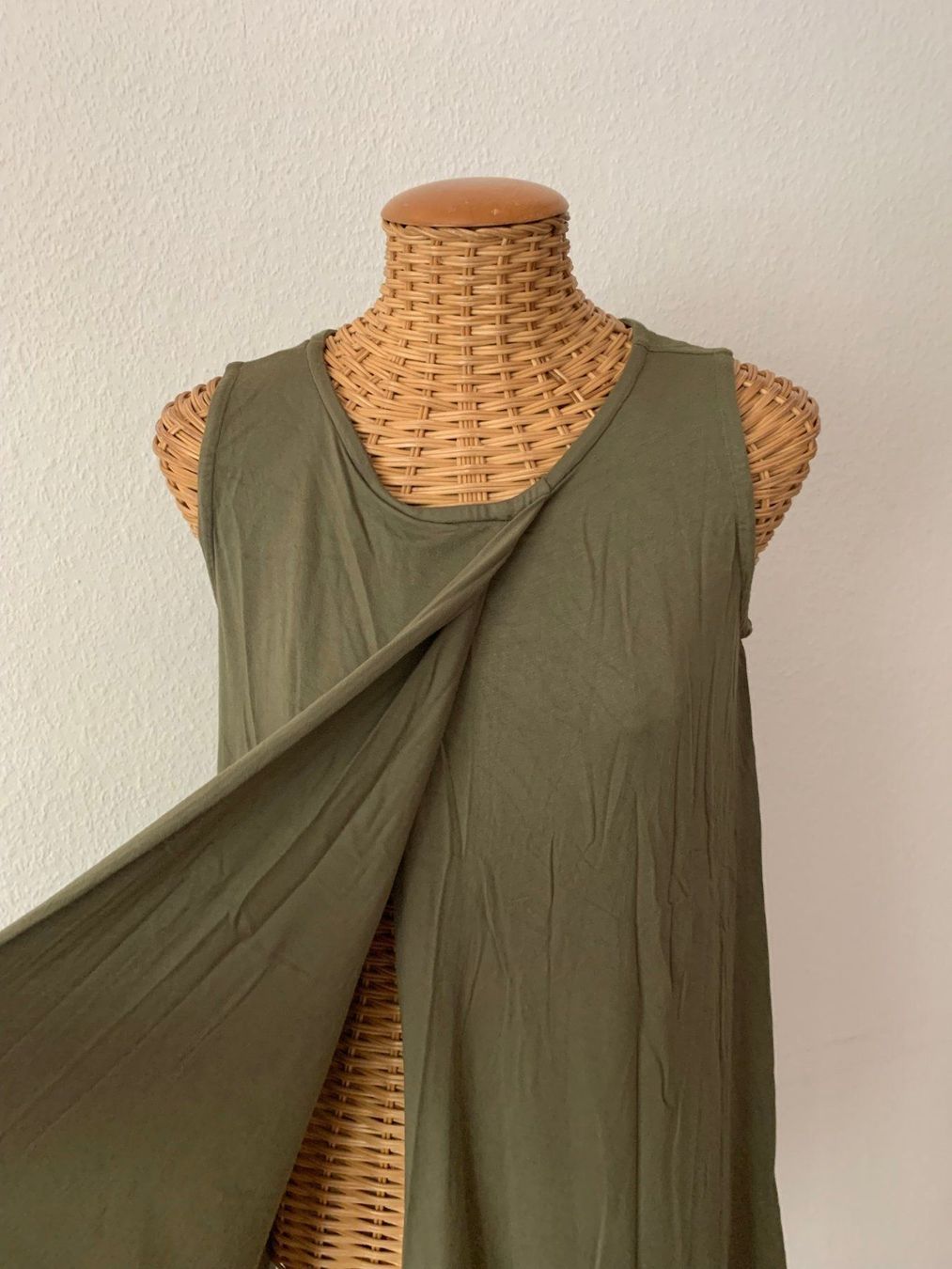 Top: Longtop olivgrün asymmetrisch - S – Usato da Zürich venduto da Diazaio 2