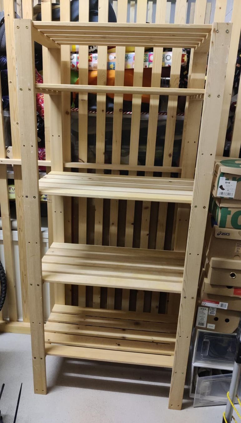 Regale: Holzregal – Gebraucht aus Zürich von cla_hz6t
