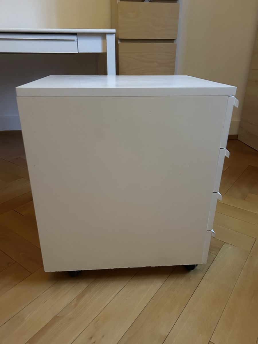 Kommoden: Commode – Gebraucht aus Nyon von sas_p89l 1