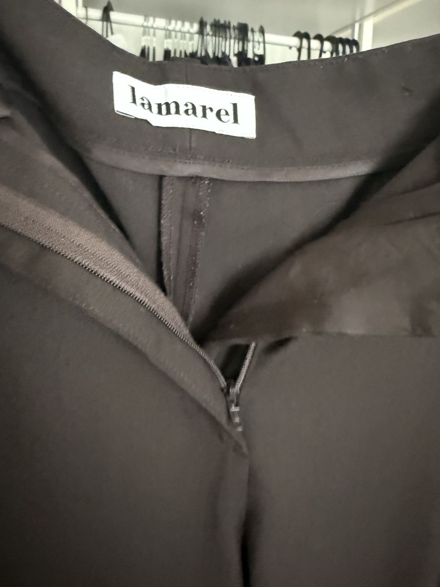 Lamarel Pantaloni: Lamarel trousers chocolate brown – Usato da Zürich venduto da AlineCr 3