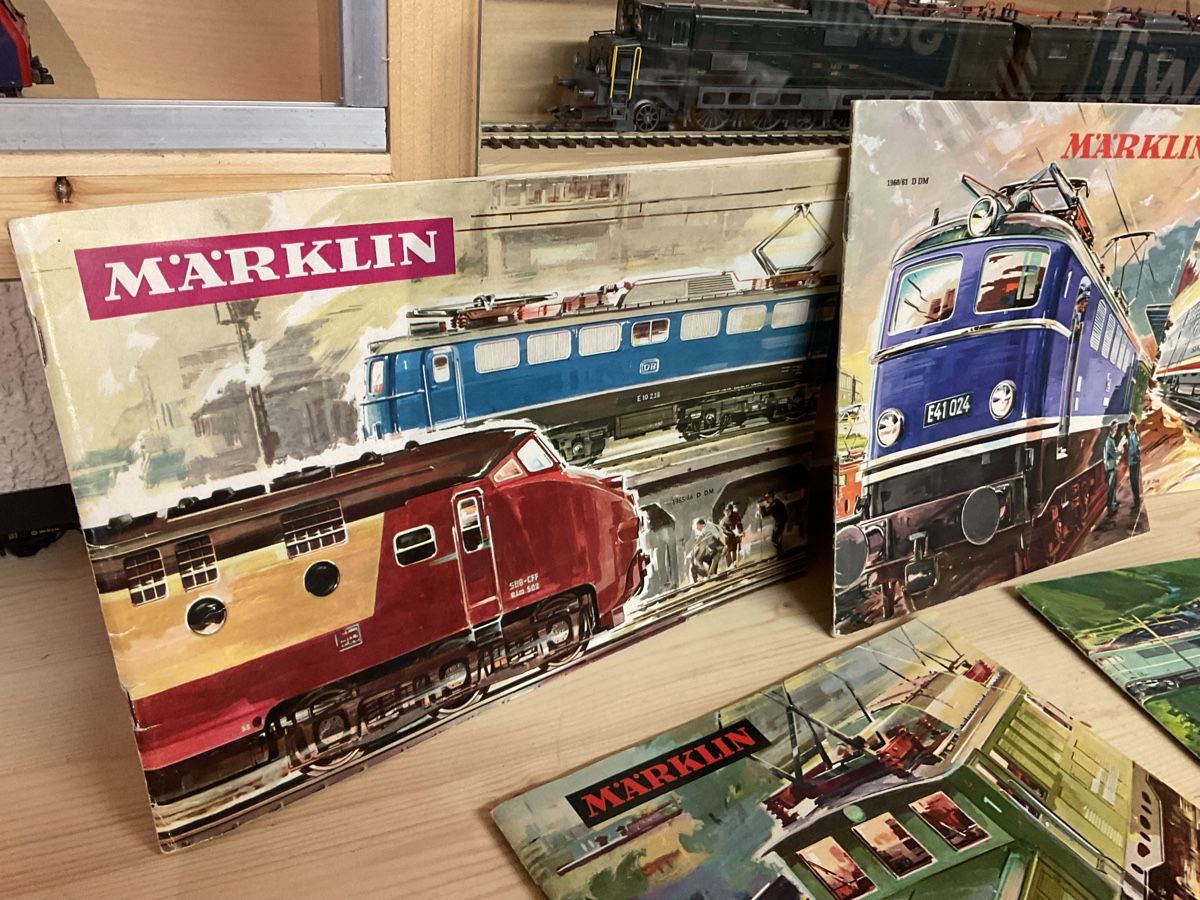 Märklin Trains électriques: Märklin Kataloge  – D'occasion à Wald ZH par Sbbemilio 2
