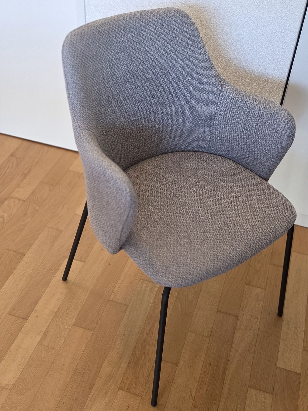 Livique Sedie: 4 Esszimmer Stühle – Usato da Birr venduto da ste_x9vx