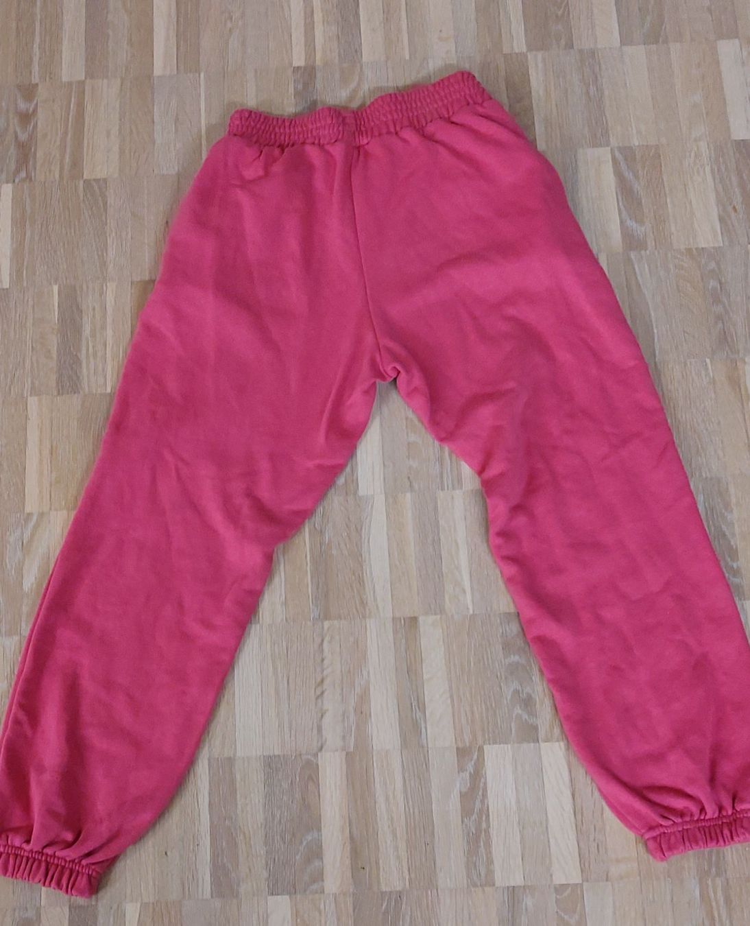 Zara Pantaloni: ZARA Trainerhose rosa Grösse 134 – Usato da Bern venduto da Fla_Floi 1