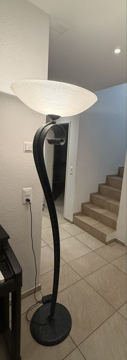 Lampes: Stehlampe  – D'occasion à Otelfingen par Tommy112 1
