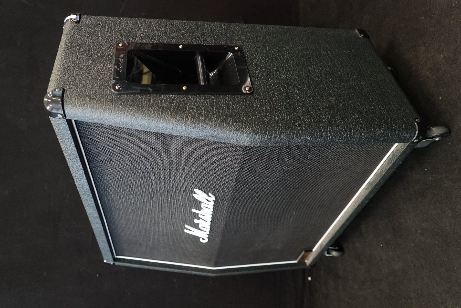 Marshall Verstärker: Marshall 1960A 300 Watt 4x12 Angled – Gebraucht aus Ortschwaben von Musictrade 4