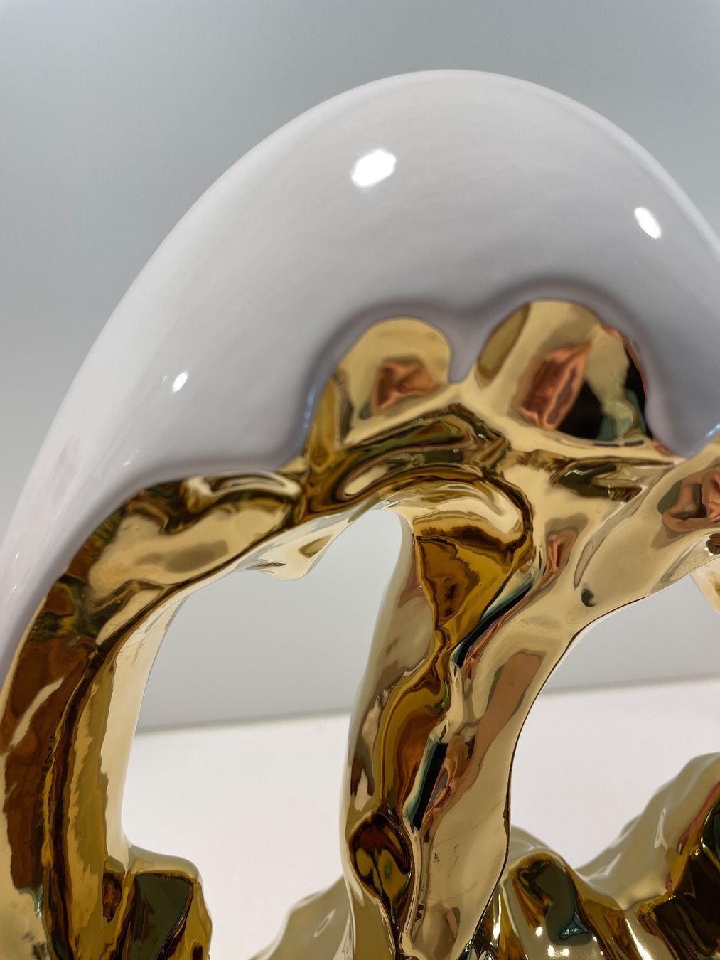 Sculture & Statue: Skeleton Carved Eggs Sculpture (weiss/gold) – Usato da Zürich venduto da plumita 6