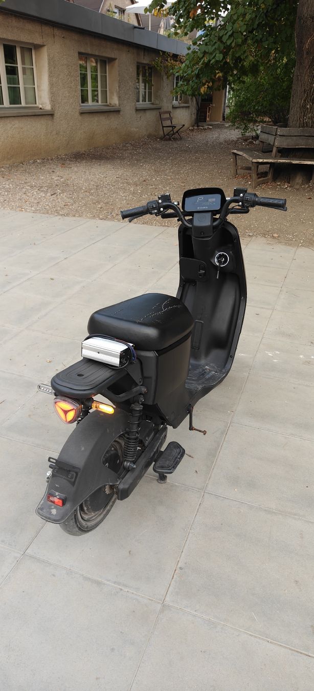 Yadea Scooters: Elektroroller Yadea de38 23kmh – Gebraucht aus Münchenstein von s3bas7ian 1