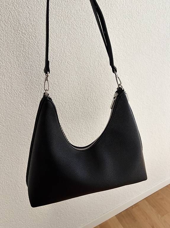 Taschen für Damen: Calvin Klein Handtasche neu – Neu und originalverpackt aus Spiez von deborahsarahhh 1