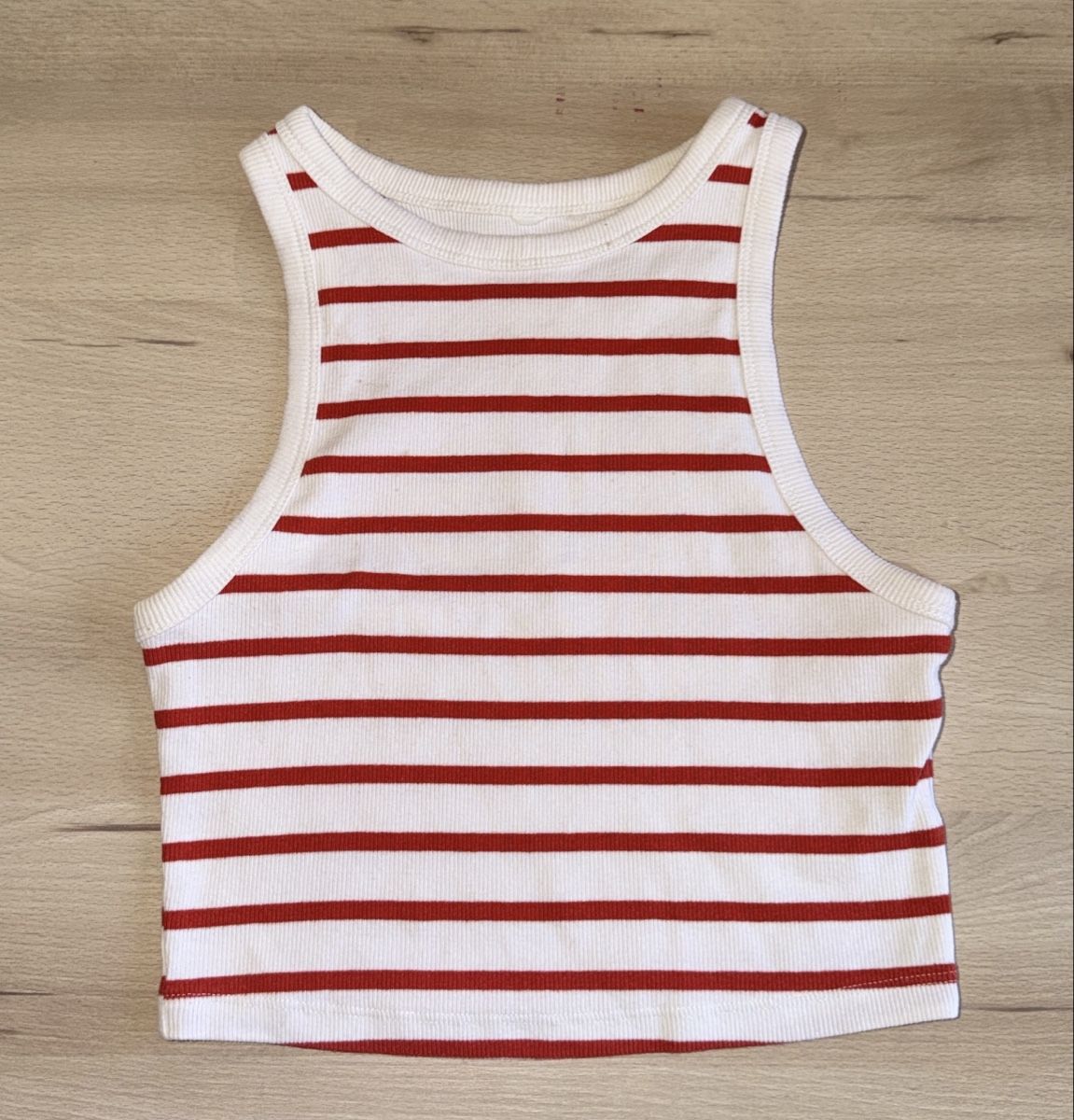 H&M Tops: STRIPED RIBBED TANK TOP S-M – Gebraucht aus Puplinge von yav_9r9f