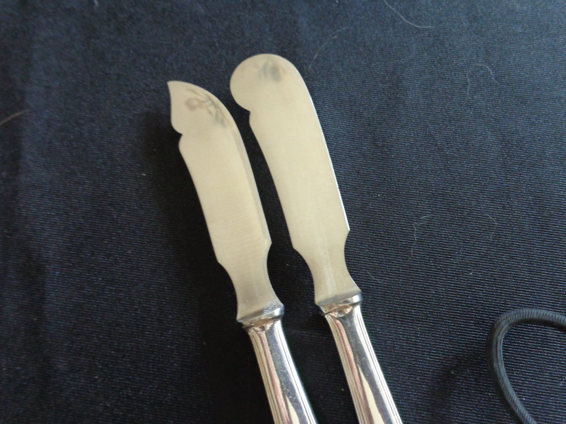 Christofle Set di posate: * COUVERTS A BEURRE ET FROMAGE CHRISTOFLE AMERICA – Nuovo (secondo la descrizione) da Morges venduto da argento.oro.65 4