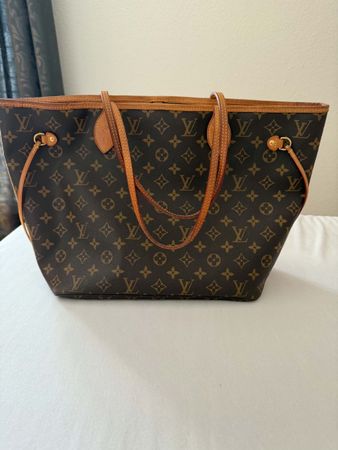 Louis Vuitton MM 