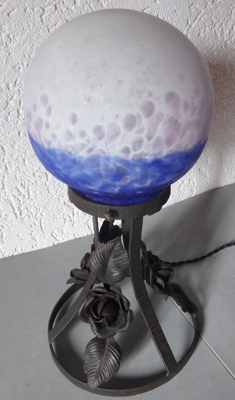 Lampade: Wunderschöne Tischlampe 1925 Noverdy Frankreich – Usato da Sonceboz-Sombeval venduto da Artdecolove