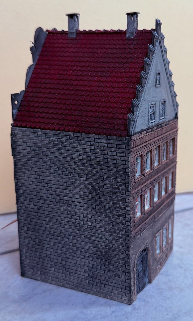 Modellini di ferrovie: Stadthaus von Faller B-924 - Spur HO! – Usato da Steffisburg venduto da Calceolaria 4