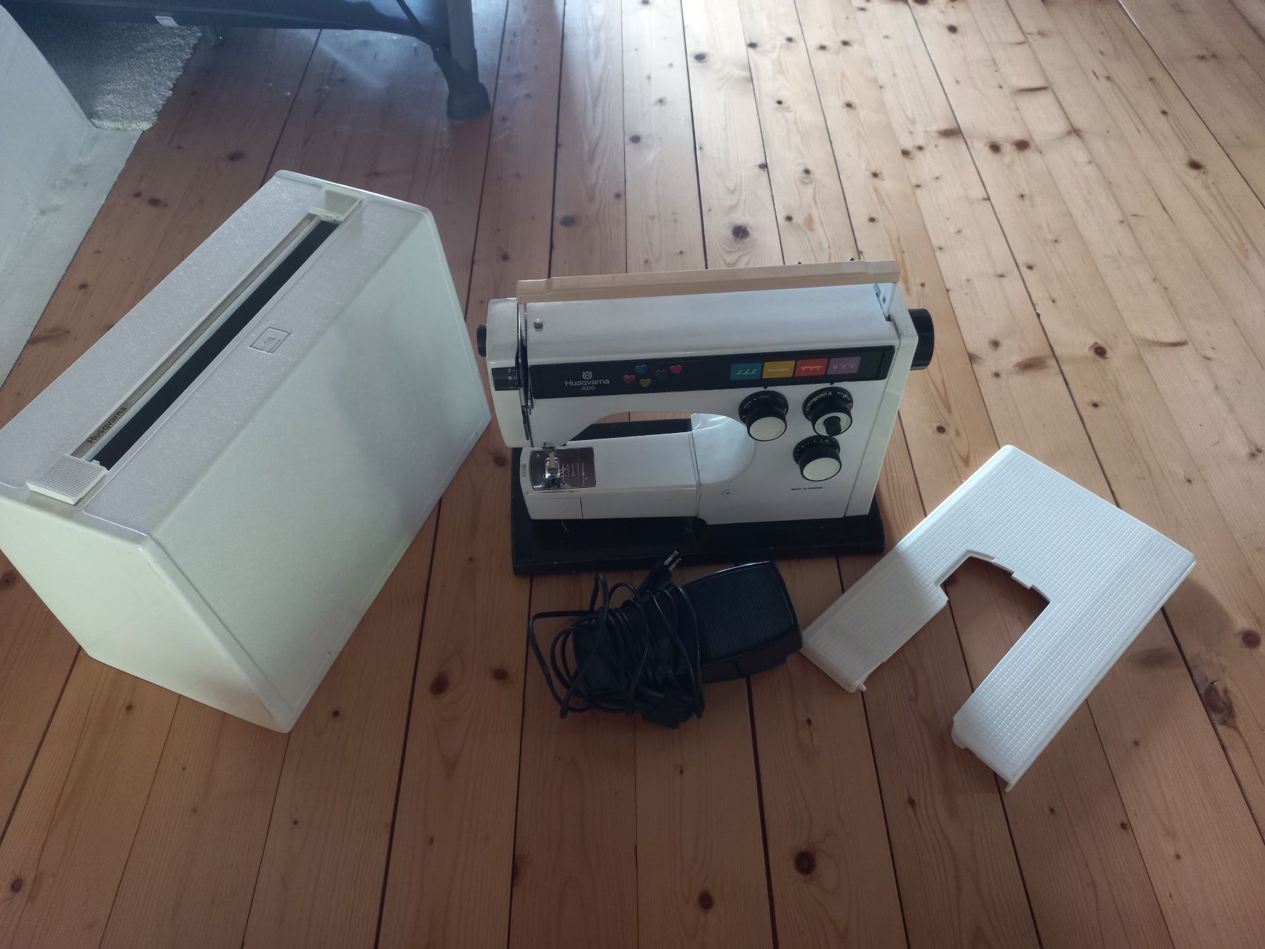 Husqvarna Nähmaschinen: Husqvarna Nähmaschine – Gebraucht aus Maseltrangen von pehatra 1