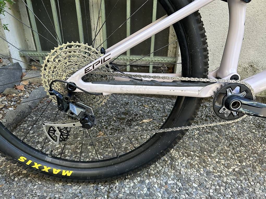 Specialized Biciclette: Specialized Epic Evo Comp Carbon 29  Taille S – Usato da Bussigny venduto da alb_ch87 4
