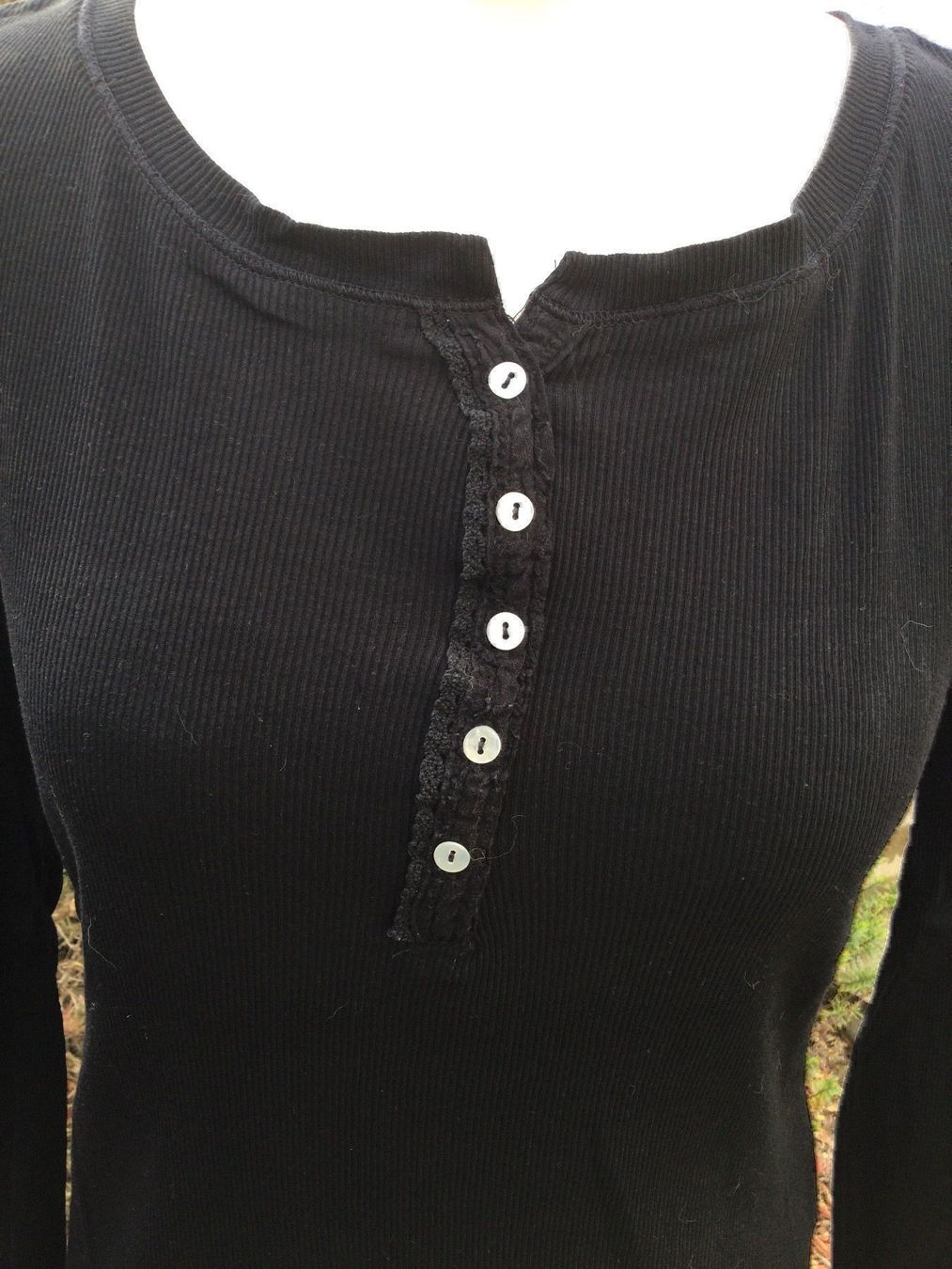Top: Sweat noir OVS, petits boutons, taille M – Nuovo (secondo la descrizione) da Agiez venduto da chouchanelle 3