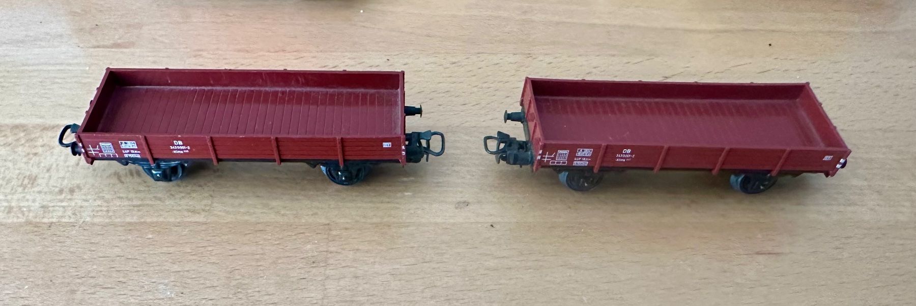 Märklin Modellini di ferrovie: Märklin Güterwagen Set AC H0 – Usato da Oftringen venduto da ib.85 3