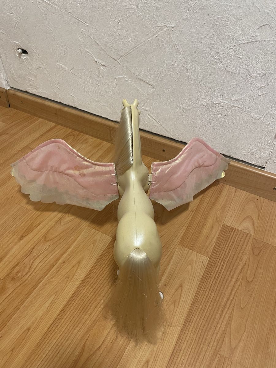 Giocattoli: Barbie Pferd Pegasus – Usato da Winterthur venduto da Ala_Minor 2