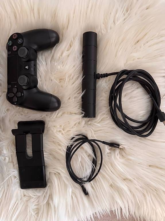 Sony Konsolen: Playstation PS 4 – Gebraucht aus Einsiedeln von WMKiteboarding 1