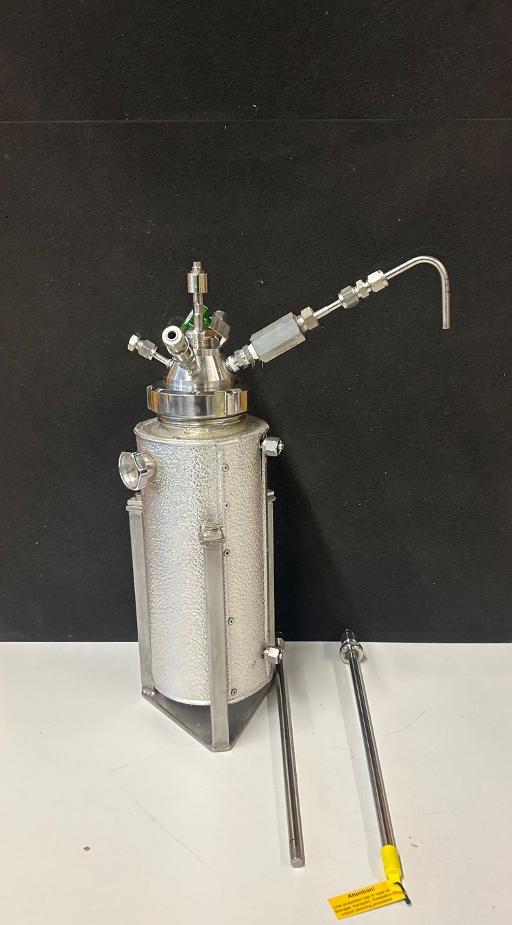 Accessori da laboratorio: Labor Mikroreaktor 500ml Chemie Pharma – Usato da Schupfart venduto da philippb06