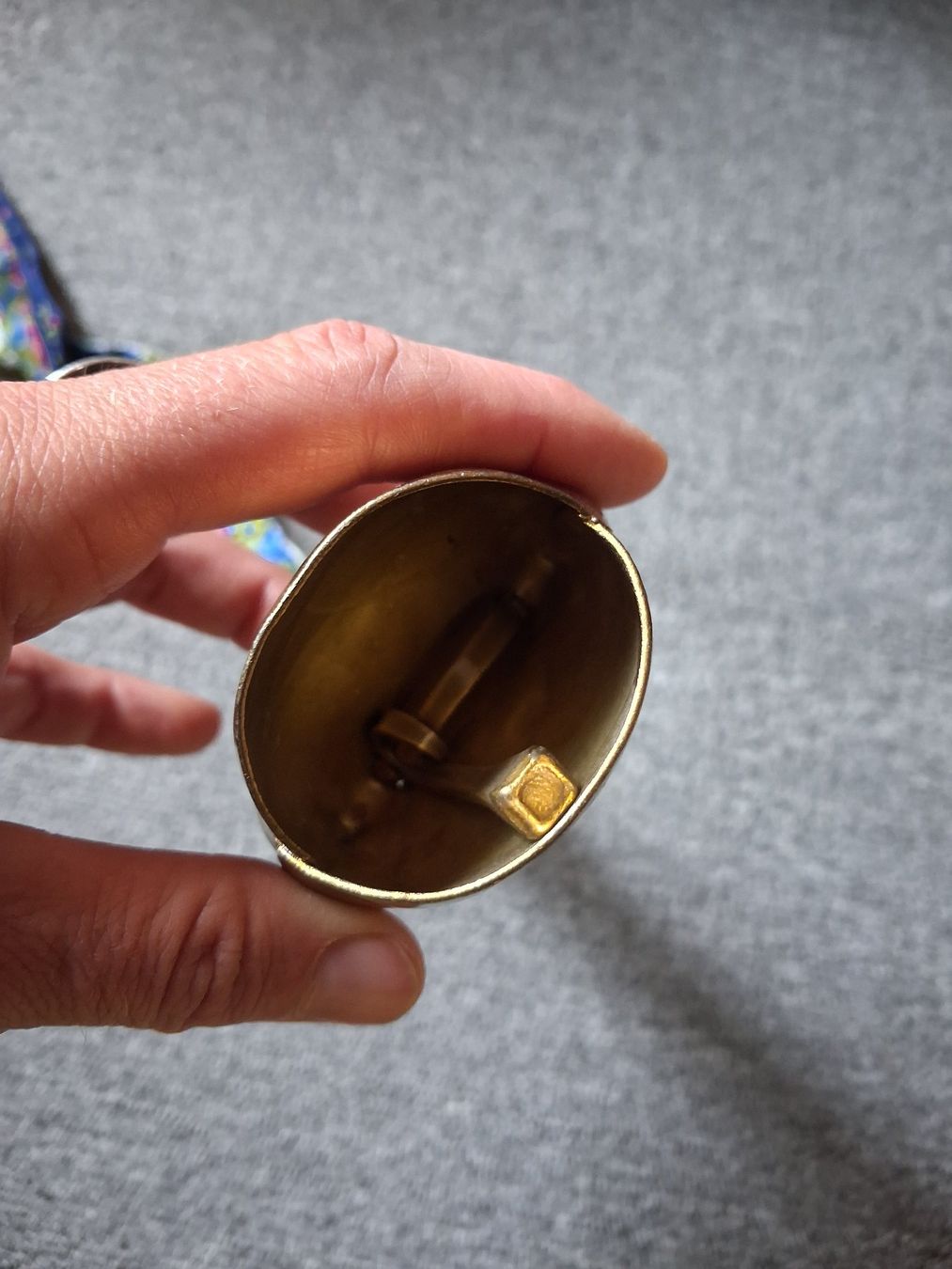 Campanacci mucche: Glocke mit Edelweissband – Nuovo (secondo la descrizione) da Wald ZH venduto da e8e 2