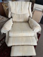 Bequemer sehr hochwertiger Relax- Sessel mit Fussteil