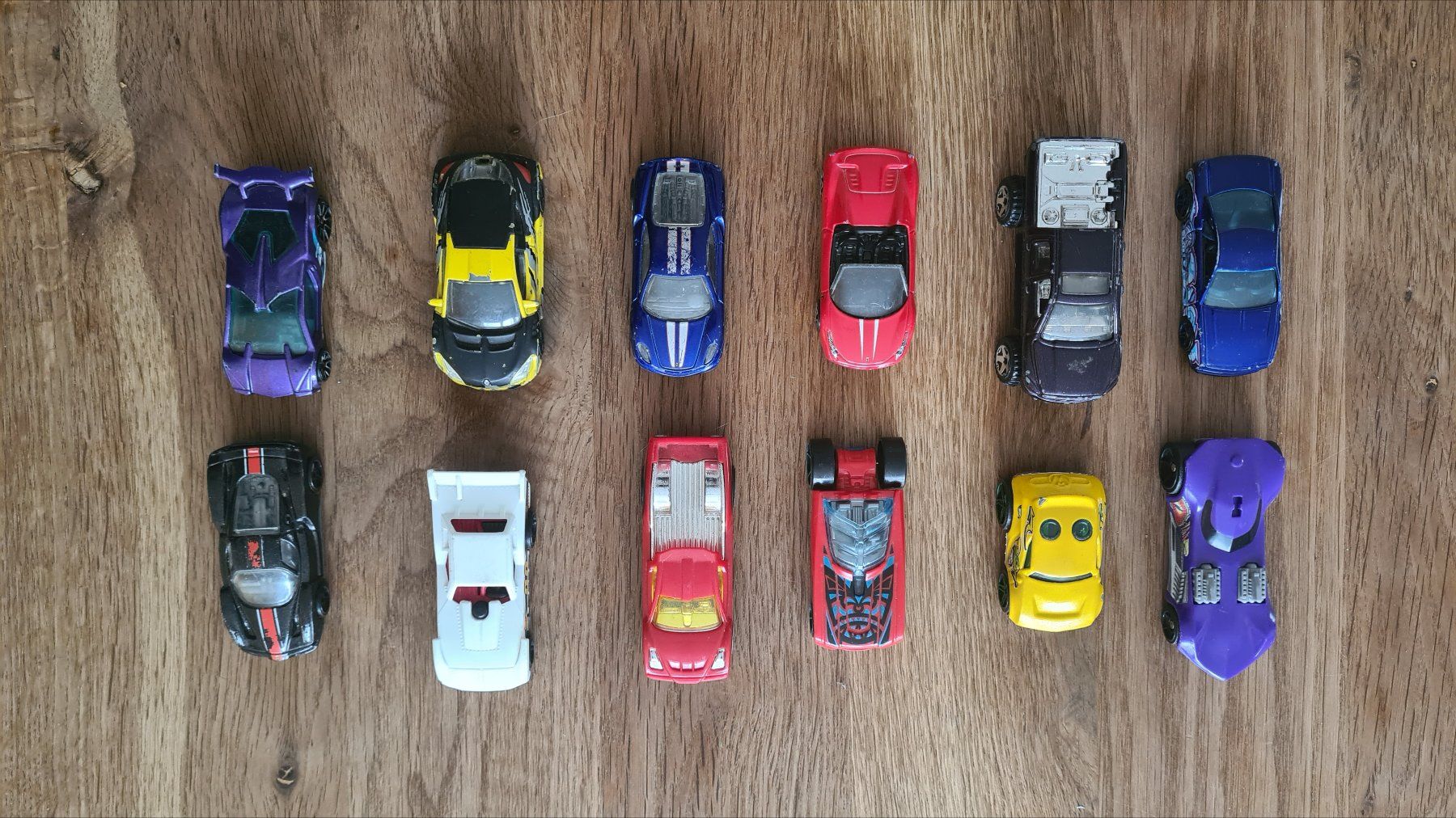 Giocattoli: 12 Hot Wheels Autos, Diverse Modelle – Usato da Dübendorf venduto da Brm77 1
