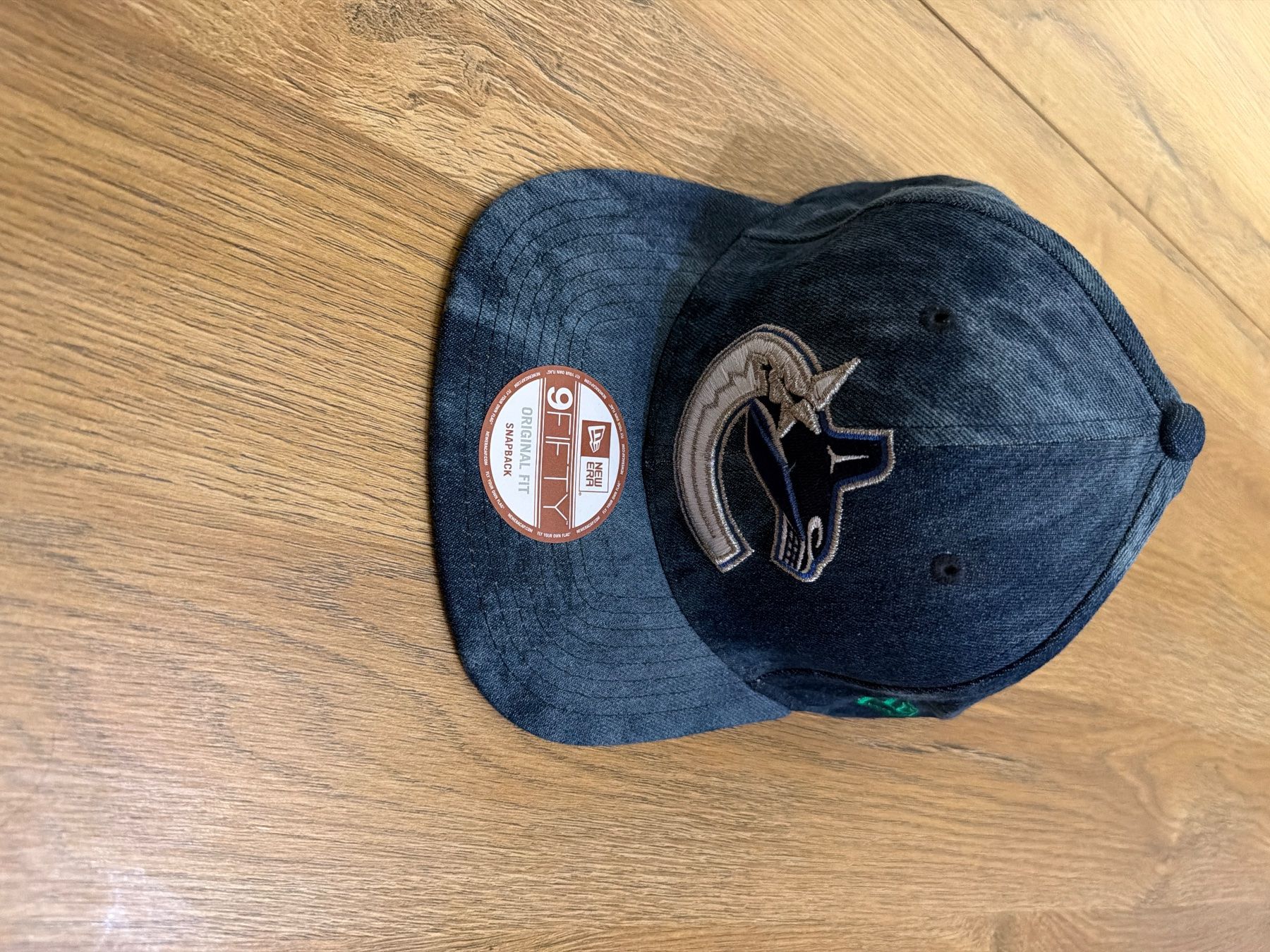 New Era Copricapi, berretti & cappellini: Vancouver Canucks Cap – Usato da Weinfelden venduto da Nils.baechler_31