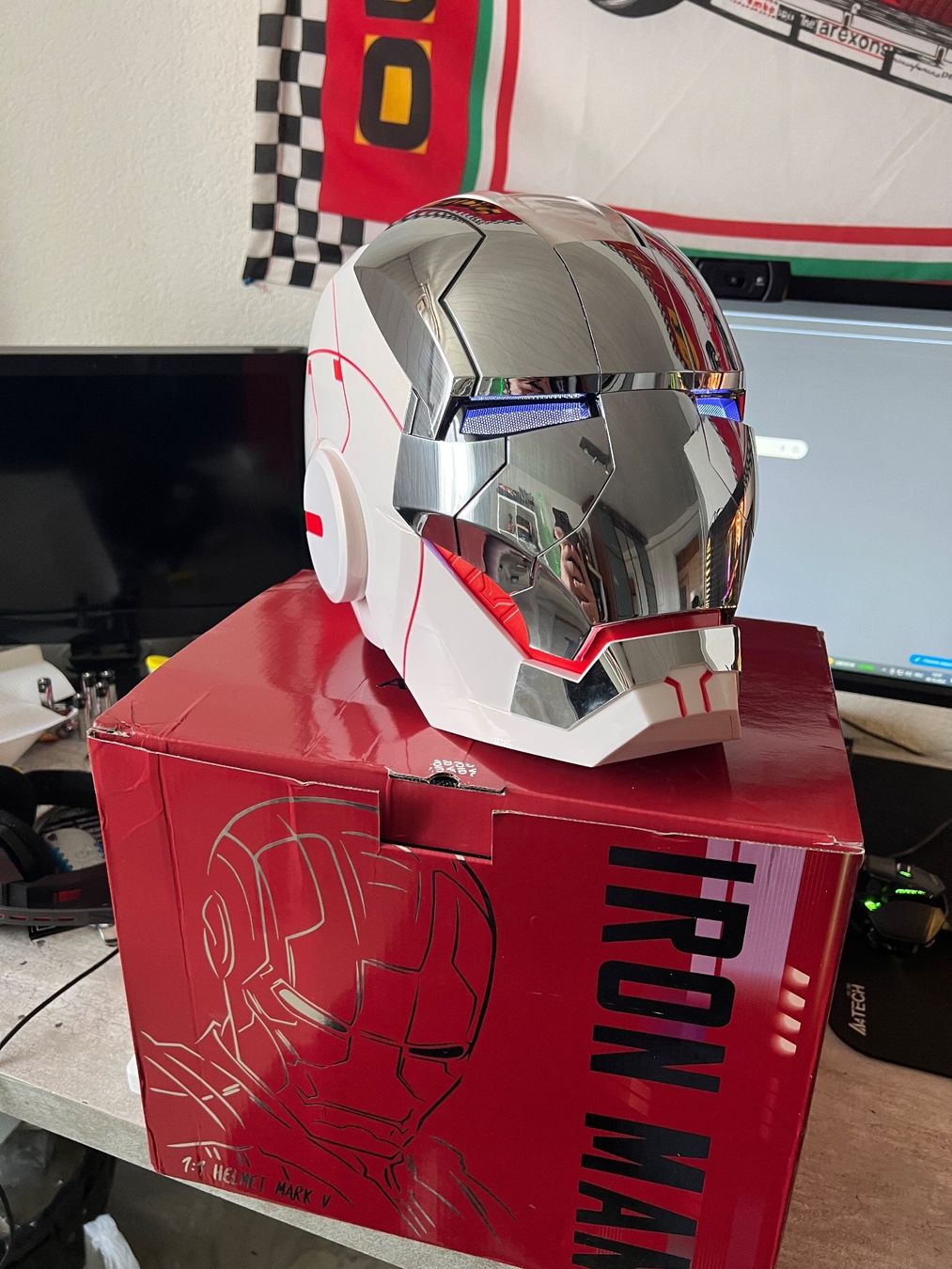 Caschi & visiere: Iron Man Mk5 Weiss Silber mit Voice Control/ Sprachgesteuert – Nuovo e nell'imballaggio originale da Lohn-Ammannsegg venduto da JarvisSystem2.0
