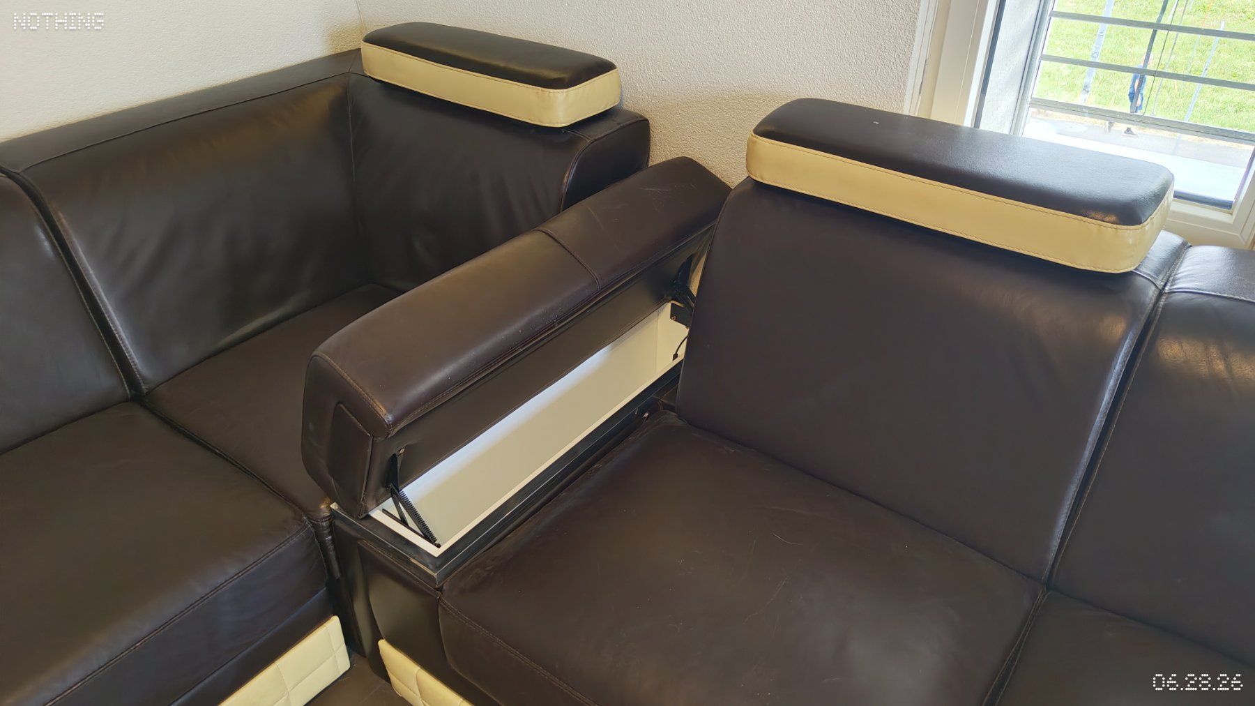 Divani: Grosses Ledersofa – Usato da Hausen venduto da Tebbits 5