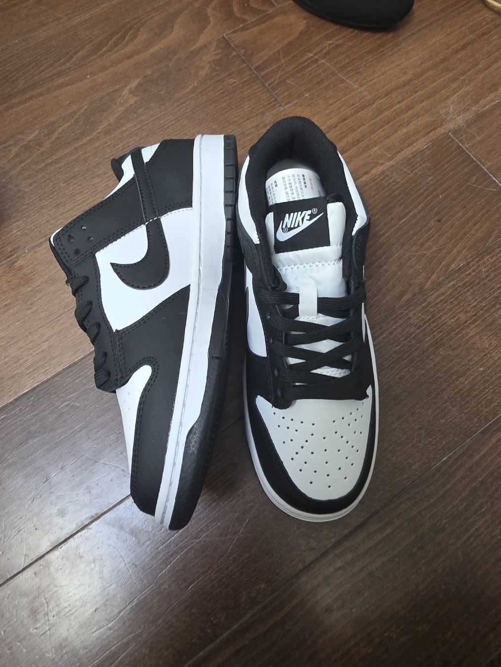 Scarpe da uomo: Baskets Nike Dunk Low Panda, neuve – Nuovo e nell'imballaggio originale da Lausanne venduto da fab_r56t 1